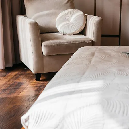 Topolowa 3* Cracovia