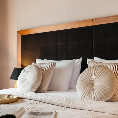 Apartahotel Topolowa 3*