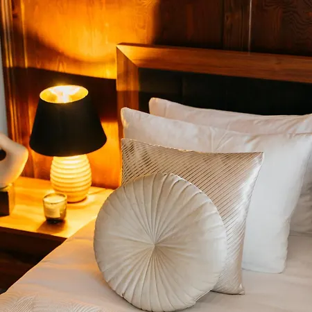 Topolowa By Staylab 公寓式酒店 4*