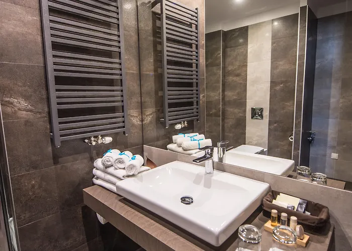 Topolowa By Staylab 4* Krakow