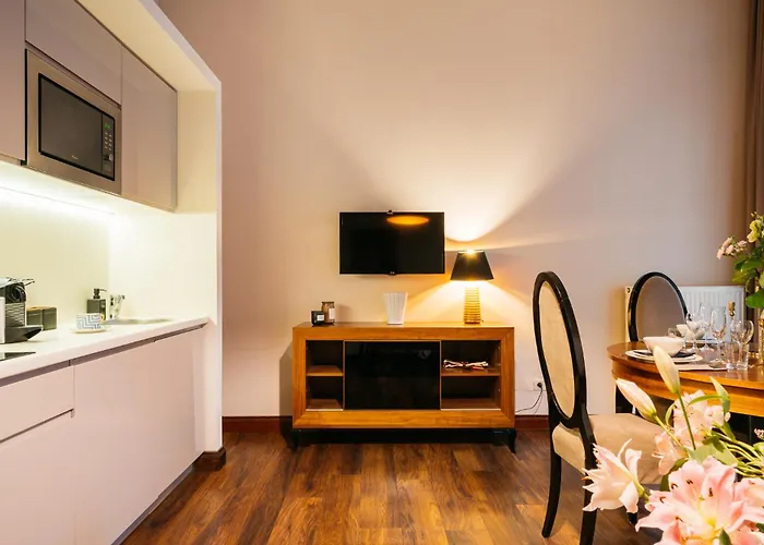 Topolowa By Staylab 4* Krakow