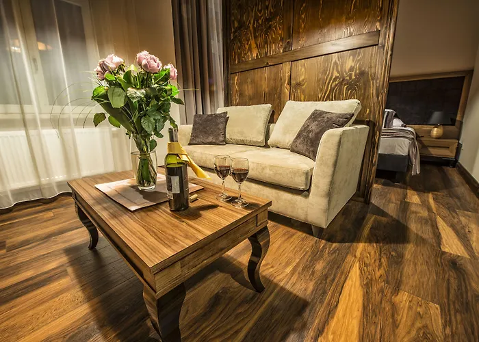 Topolowa By Staylab 4*