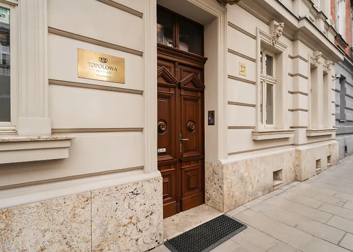 Topolowa By Staylab 4*