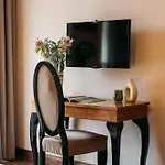 Topolowa By Staylab 4* Cracovia