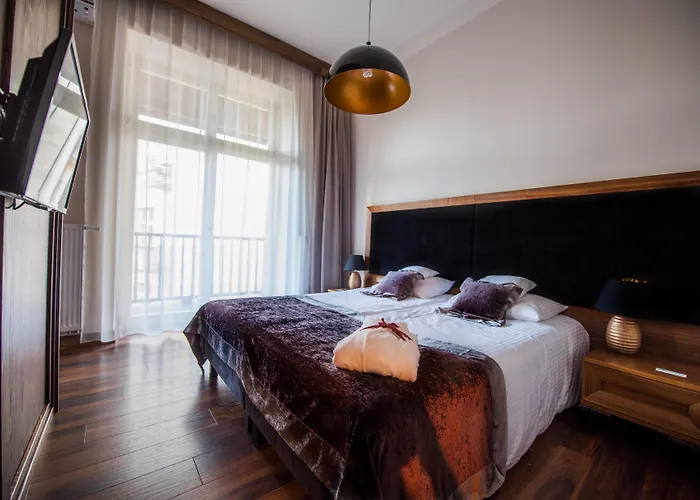 Aparthotel Topolowa By Staylab 4*